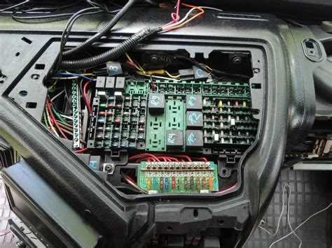 Everything You Need To Know About The Volvo Vnl Fuse Box Diagram